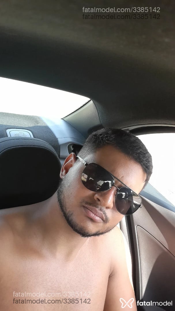 Acompanhante homem morena (o) de olhos pretos em Taboão da Serra - Henrique