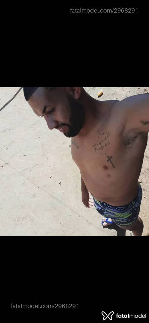 Acompanhante homem morena (o) de olhos castanhos em Rio Verde - Lucasdias