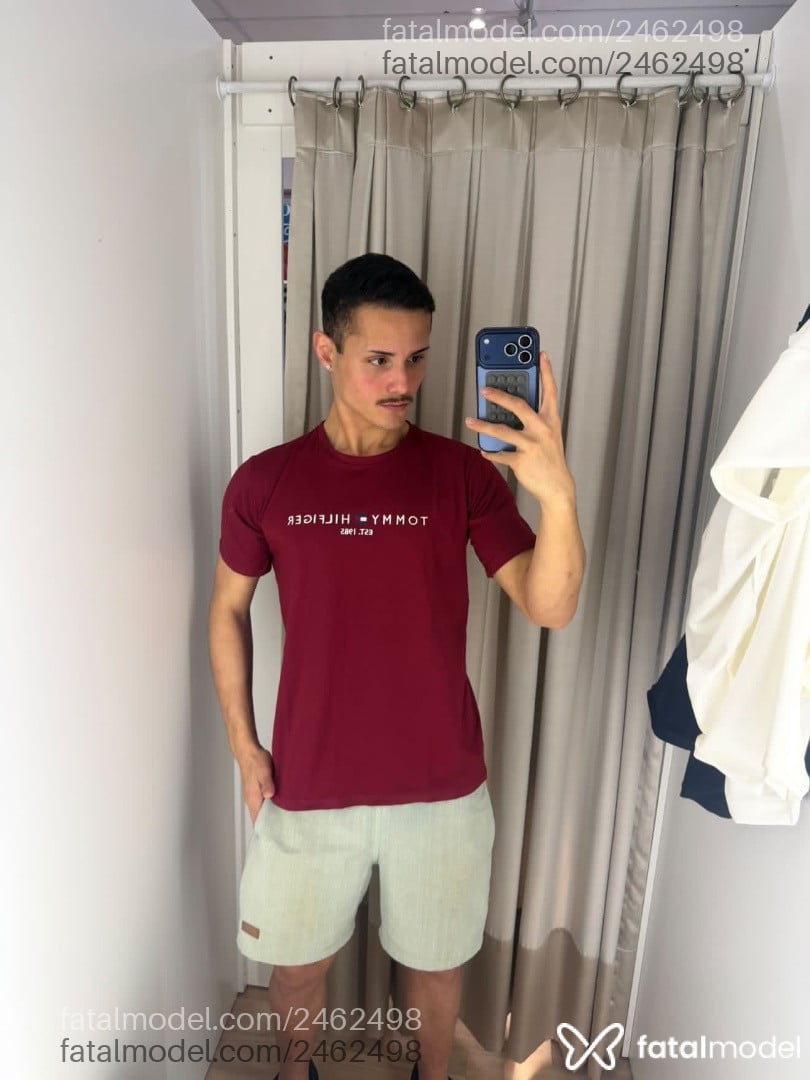 Acompanhante homem com cabelo castanho de olhos castanhos - Apolo Silva