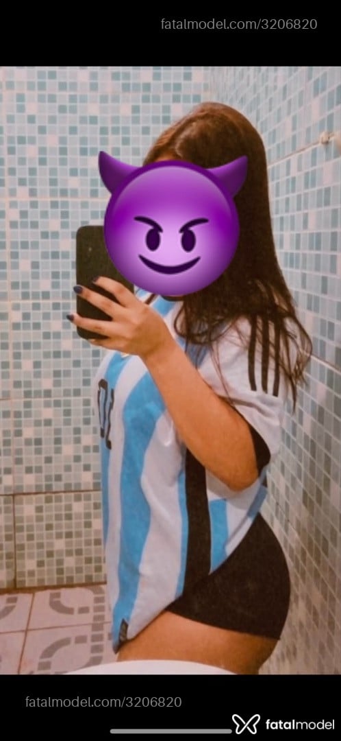 Acompanhante mulher morena (o) de olhos castanhos - Alice Vieira