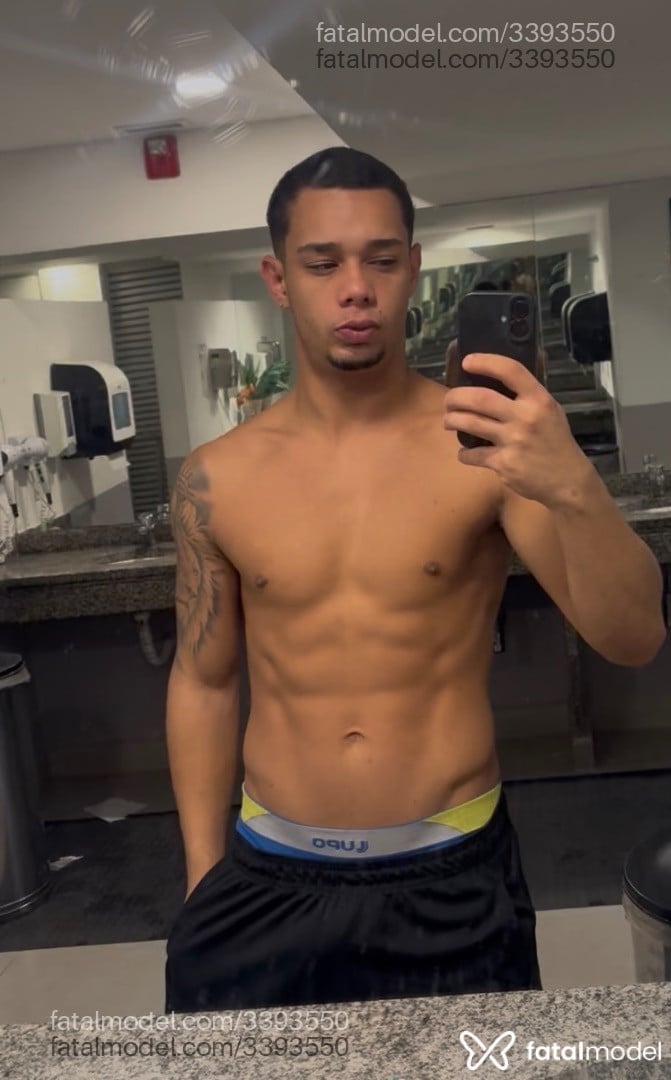 Acompanhante homem morena (o) de olhos castanhos em Rio de Janeiro - Thiago