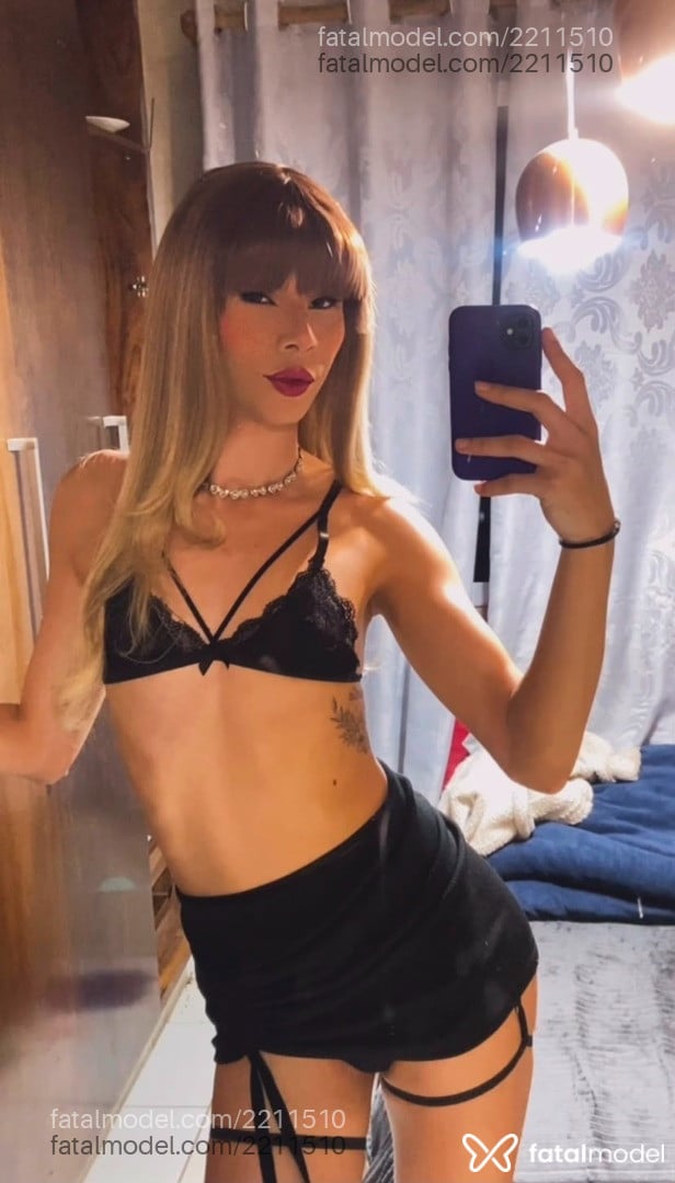 Acompanhante mulher trans com cabelo castanho de olhos castanhos em Ribeirão Preto Acompanhante mulher trans com cabelo castanho de olhos castanhos em Ribeirão Preto - Sabrina Sabino