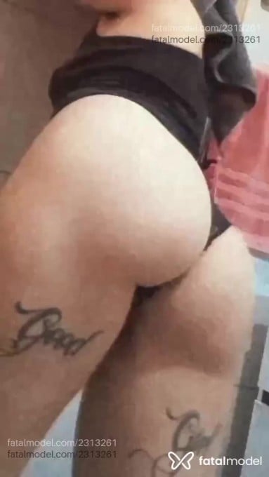 Acompanhante mulher com cabelo colorido de olhos castanhos em Sapiranga Acompanhante mulher com cabelo colorido de olhos castanhos em Sapiranga - Francis