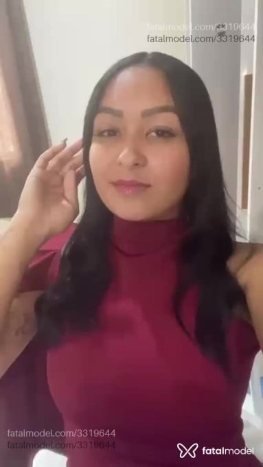 Acompanhante mulher morena (o) de olhos castanhos em Virtual Acompanhante mulher morena (o) de olhos castanhos em Virtual - Luizinha