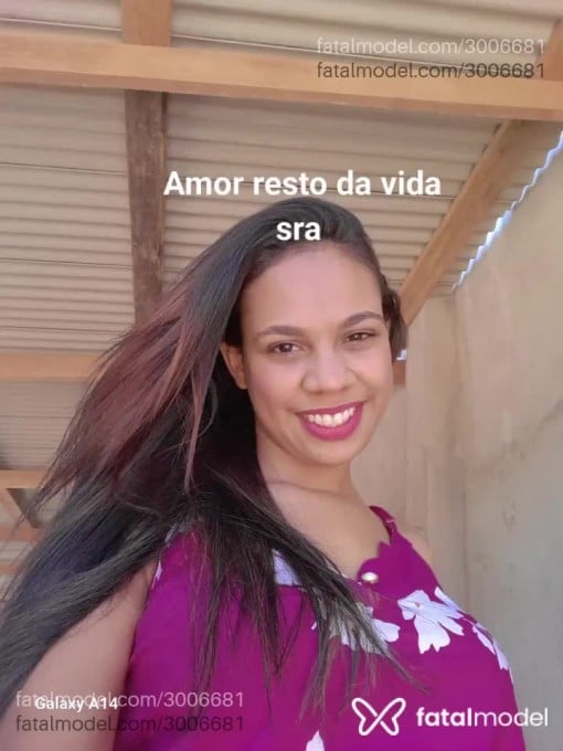Acompanhante mulher com cabelo castanho de olhos pretos em Macapá Acompanhante mulher com cabelo castanho de olhos pretos em Macapá - Ayla