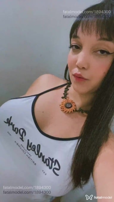 Acompanhante mulher morena (o) de olhos pretos - Japaa Acompanhante mulher morena (o) de olhos pretos - Japaa