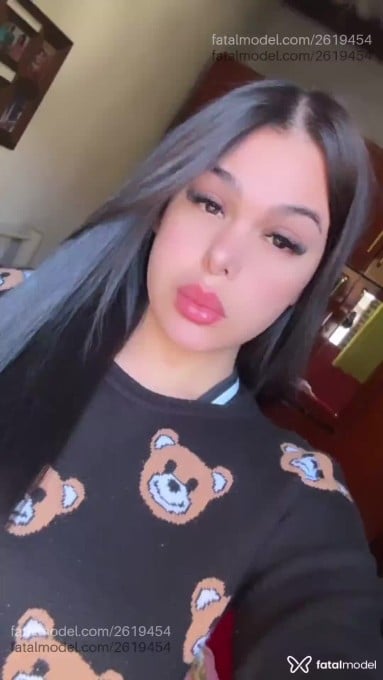 Acompanhante mulher trans morena (o) de olhos castanhos - Lorena Vitoria Acompanhante mulher trans morena (o) de olhos castanhos - Lorena Vitoria