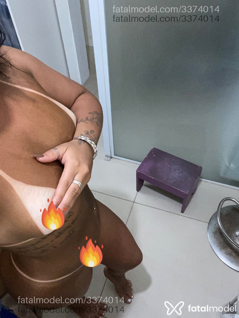 Acompanhante mulher morena (o) de olhos castanhos em Virtual - Sophie