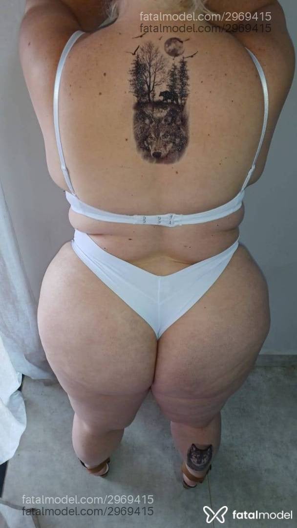 Acompanhante mulher loira (o) de olhos mel - Lunna Lopez