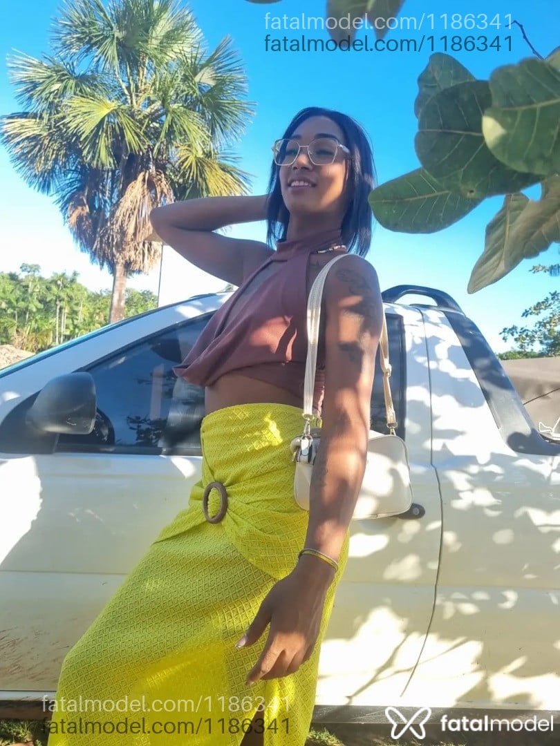 Acompanhante mulher trans morena (o) de olhos castanhos em Belo Horizonte Acompanhante mulher trans morena (o) de olhos castanhos em Belo Horizonte - Tamara Furtado