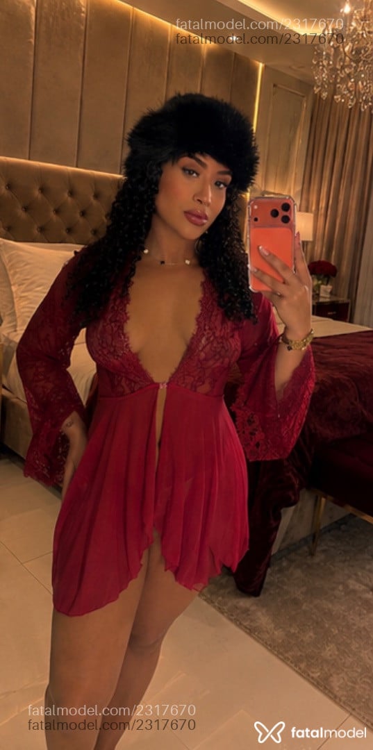 Acompanhante mulher morena (o) de olhos castanhos - Tiphany Nogueira Acompanhante mulher morena (o) de olhos castanhos - Tiphany Nogueira