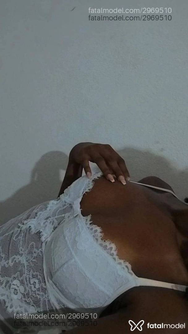 Acompanhante mulher com cabelo castanho de olhos mel em Macapá Acompanhante mulher com cabelo castanho de olhos mel em Macapá - Brenda