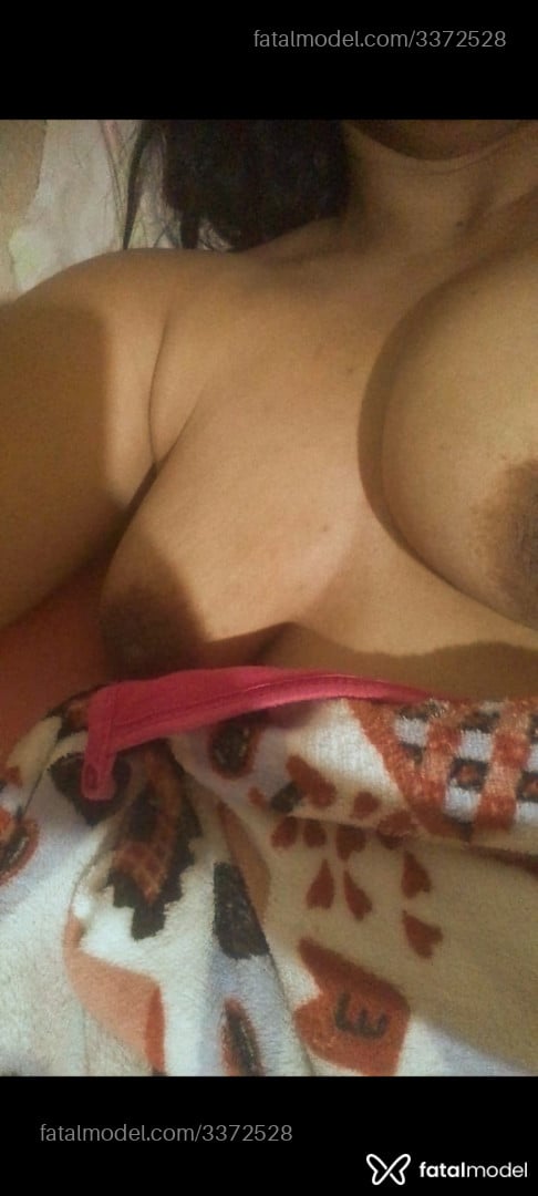 Acompanhante mulher loira (o) de olhos castanhos em Dourados - Marta Moura