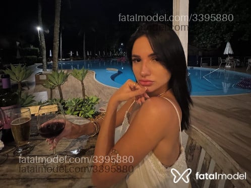 Acompanhante mulher morena (o) de olhos pretos em São Paulo Acompanhante mulher morena (o) de olhos pretos em São Paulo - Angel