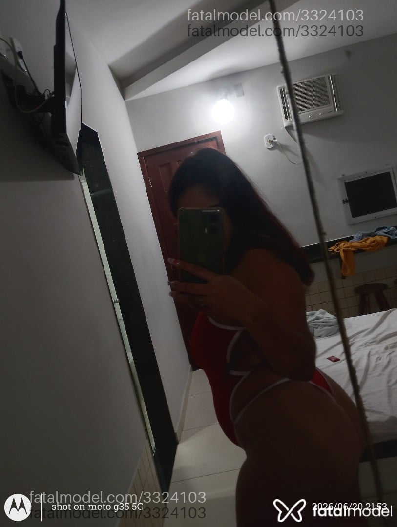 Acompanhante mulher com cabelo castanho de olhos castanhos em Campos dos Goytacazes - Raiane