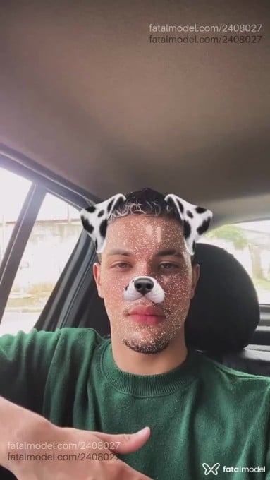 Acompanhante homem morena (o) de olhos verdes - Jhon Santos Acompanhante homem morena (o) de olhos verdes - Jhon Santos