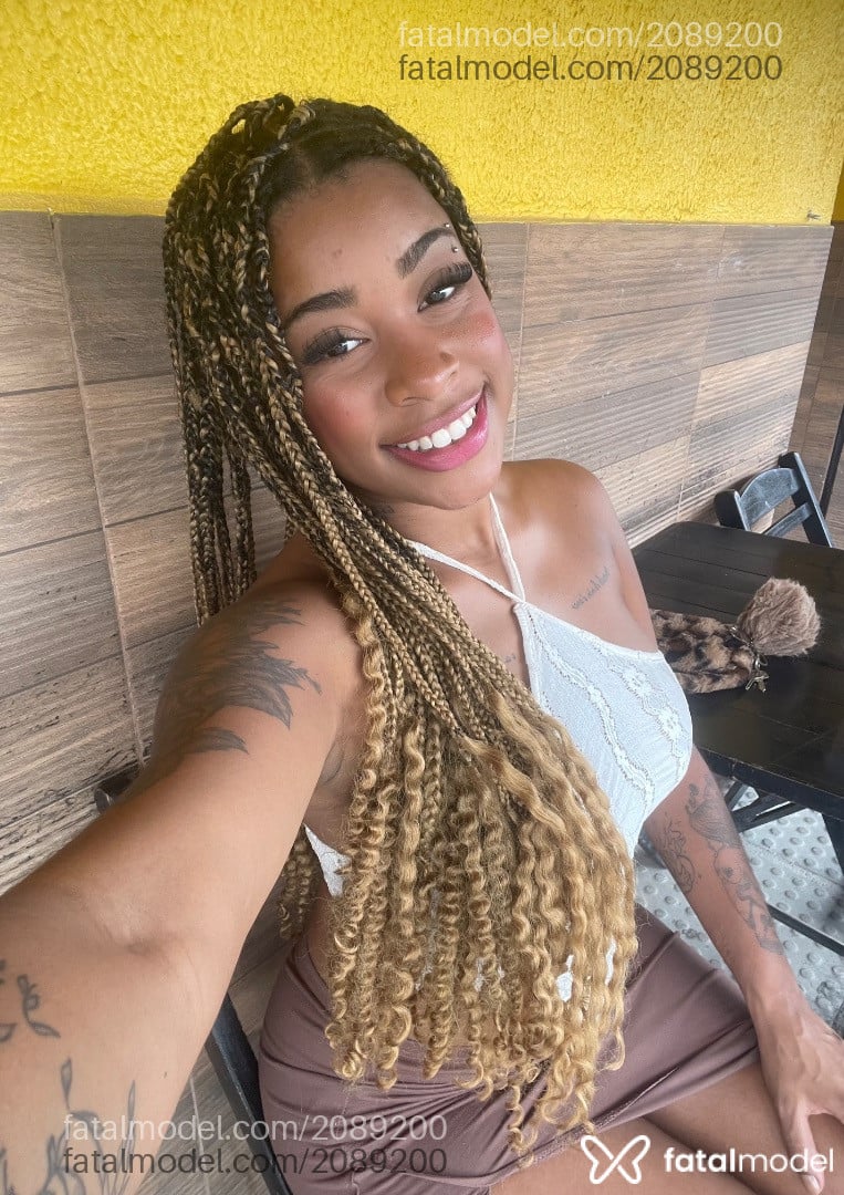 Acompanhante mulher morena (o) de olhos pretos em Ipojuca - Maybê