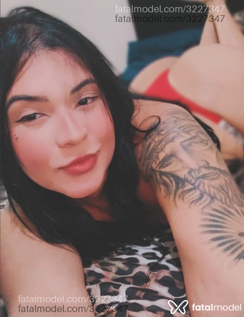 Acompanhante mulher morena (o) de olhos castanhos - Milena Acompanhante mulher morena (o) de olhos castanhos - Milena