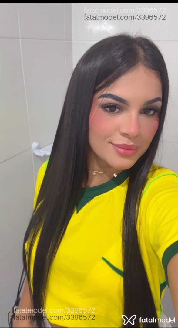 Acompanhante mulher morena (o) de olhos castanhos em Pouso Alegre - Jade Soarez