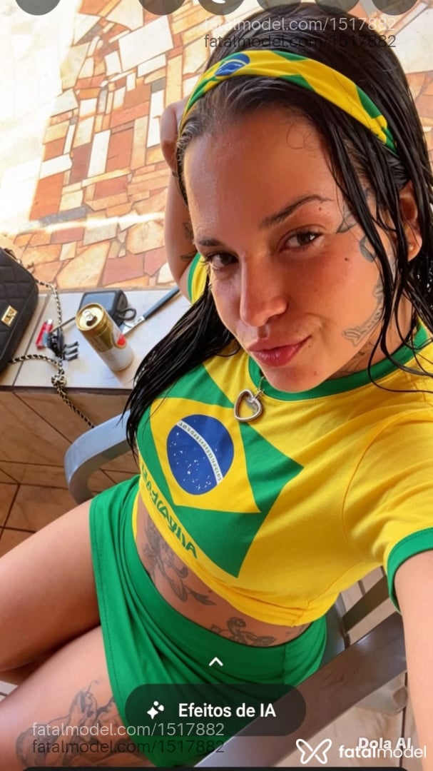 Acompanhante mulher ruiva (o) de olhos castanhos em Cachoeira Dourada - Brancadynevedojob