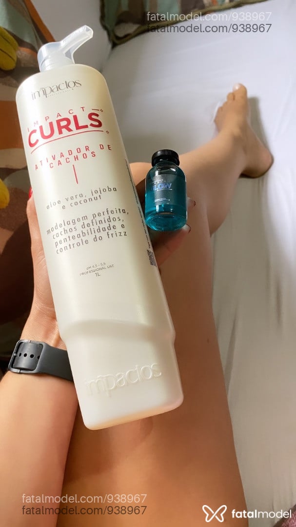 Acompanhante mulher com cabelo castanho de olhos castanhos em Conselheiro Lafaiete - Stephanie