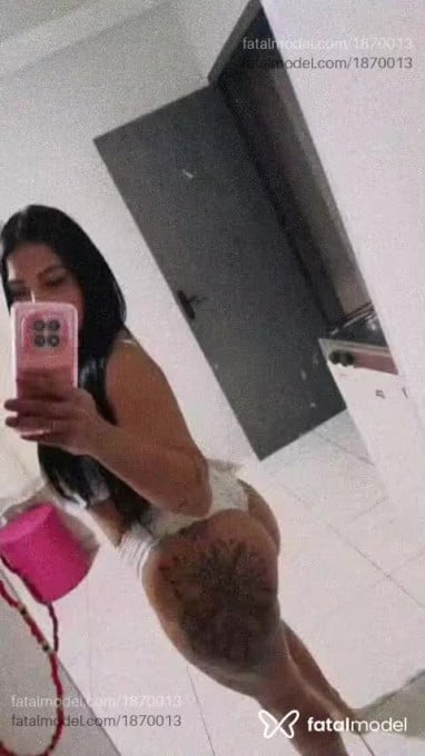 Acompanhante mulher morena (o) de olhos pretos - Lua Souza
