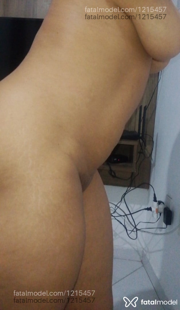 Acompanhante mulher com cabelo castanho de olhos castanhos em Santo Antônio de Jesus - Morena Bela Morena