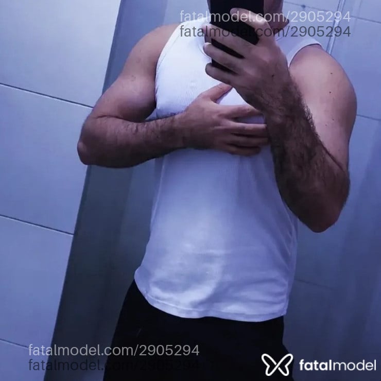 Acompanhante homem com cabelo castanho de olhos castanhos em Rio de Janeiro - Malik