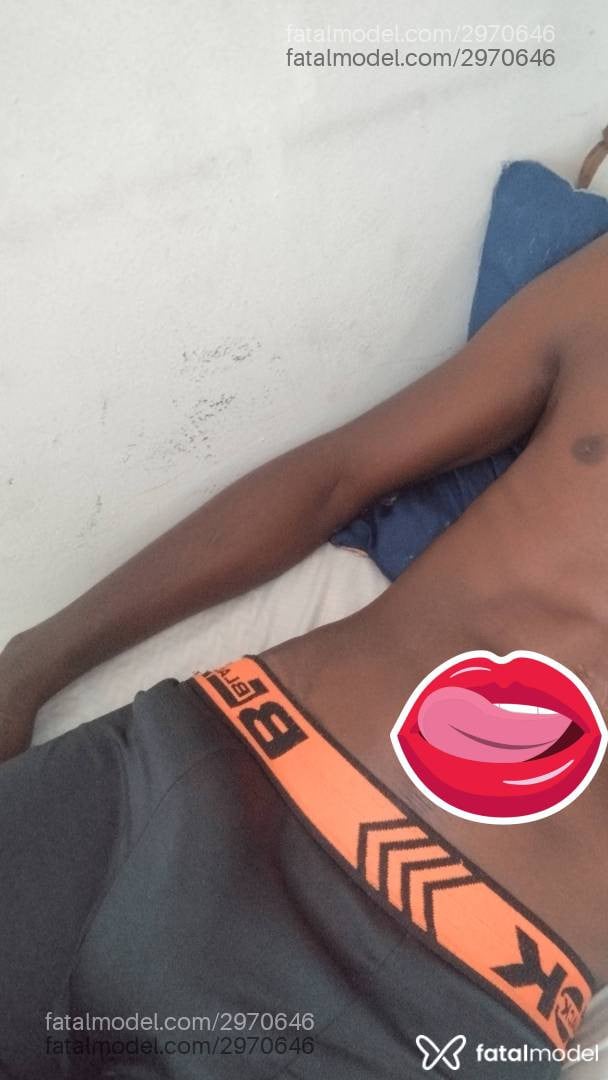 Acompanhante homem morena (o) de olhos pretos em Cabo Frio Acompanhante homem morena (o) de olhos pretos em Cabo Frio - Juninho