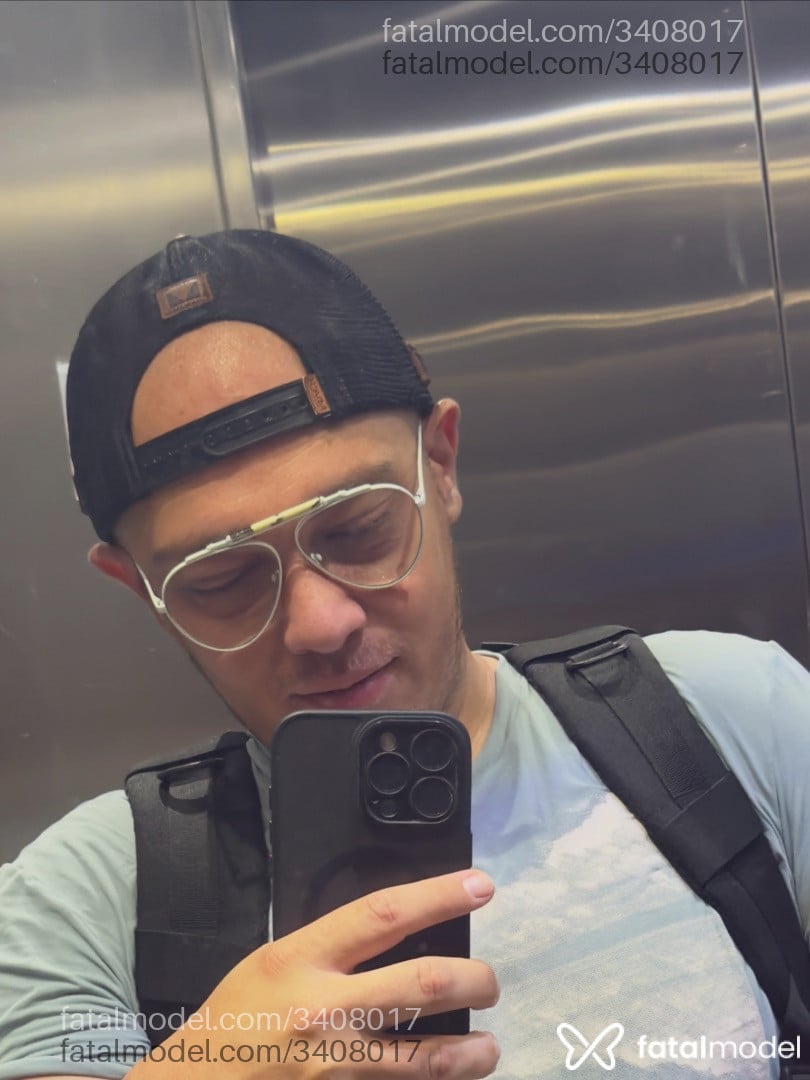 Acompanhante homem morena (o) de olhos castanhos em São Paulo - Marcel