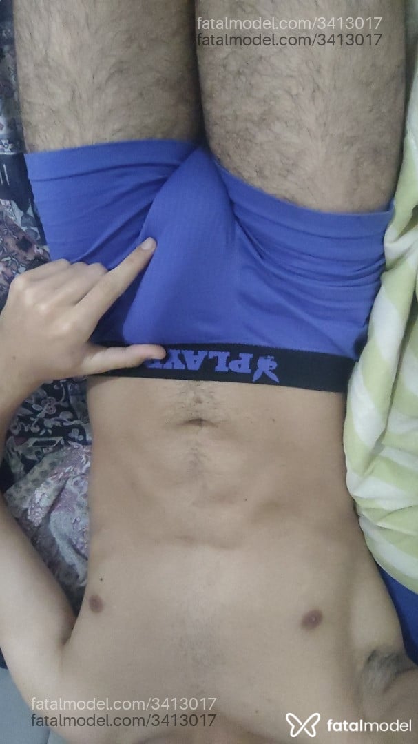Acompanhante homem morena (o) de olhos pretos em Jandira - Libertálio