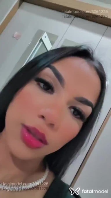 Acompanhante mulher com cabelo castanho de olhos castanhos em Manaus Acompanhante mulher com cabelo castanho de olhos castanhos em Manaus - Ketlen