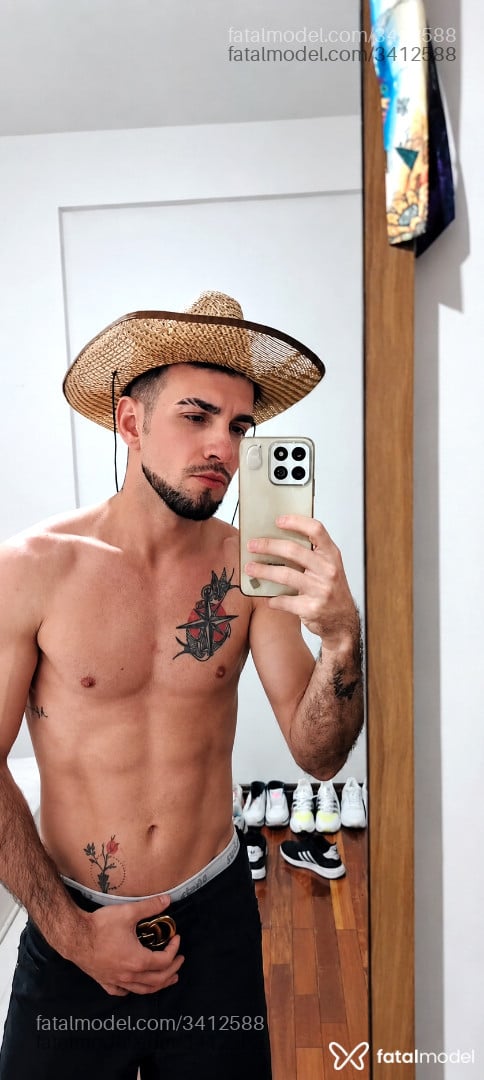 Acompanhante homem morena (o) de olhos castanhos em Foz do Iguaçu - Pietro Nedel