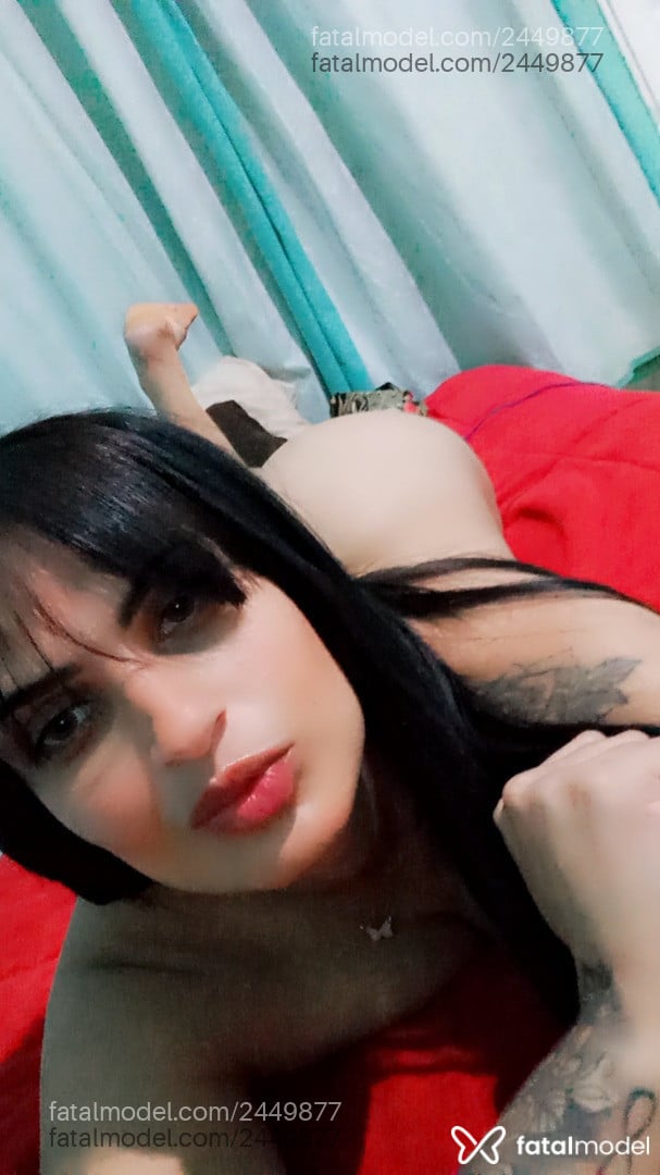Acompanhante mulher morena (o) de olhos verdes em Igaratinga - Mel