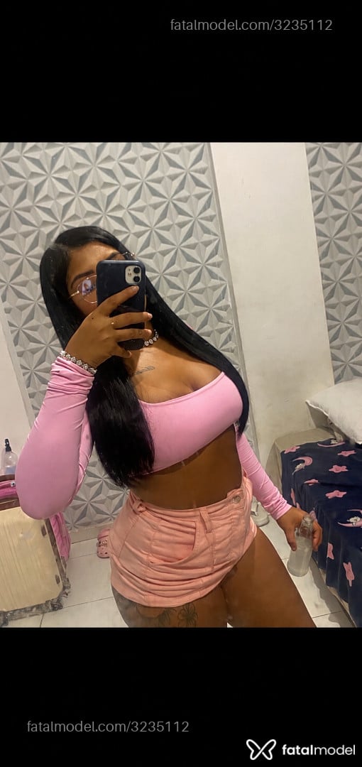 Acompanhante mulher morena (o) de olhos castanhos em São Vicente - Luiza