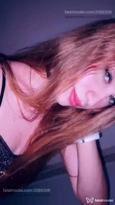 Acompanhante mulher trans loira (o) de olhos verdes em Ribeirão das Neves - Angel