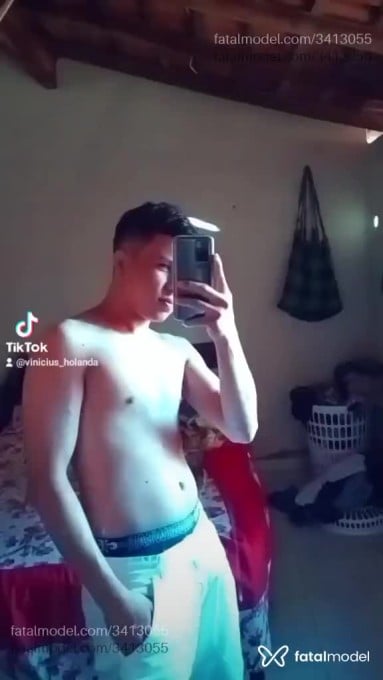 Acompanhante homem morena (o) de olhos pretos em Campo Grande - Pedro
