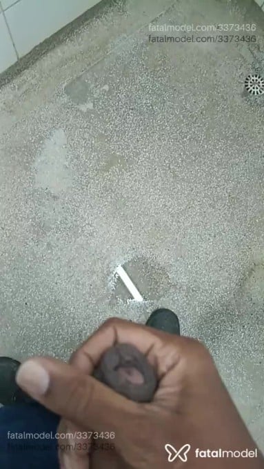 Acompanhante homem com cabelo castanho de olhos castanhos - Pretinho