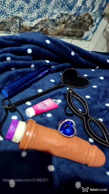 Acompanhante mulher com cabelo castanho de olhos castanhos - Karol