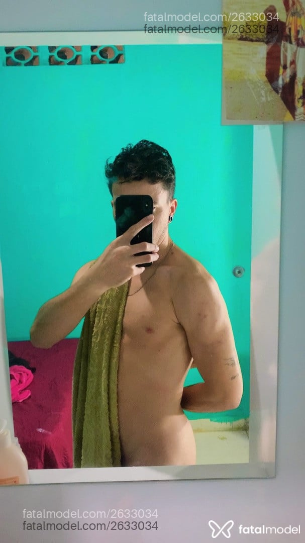 Acompanhante homem morena (o) de olhos castanhos em Brasília - Adilson Velez