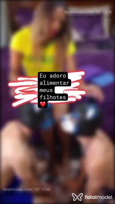 Acompanhante mulher trans com cabelo castanho de olhos castanhos em Itaboraí - Shazinha