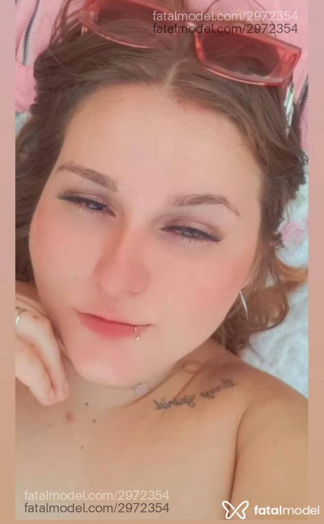 Acompanhante mulher ruiva (o) de olhos castanhos em Cacoal - Jaki