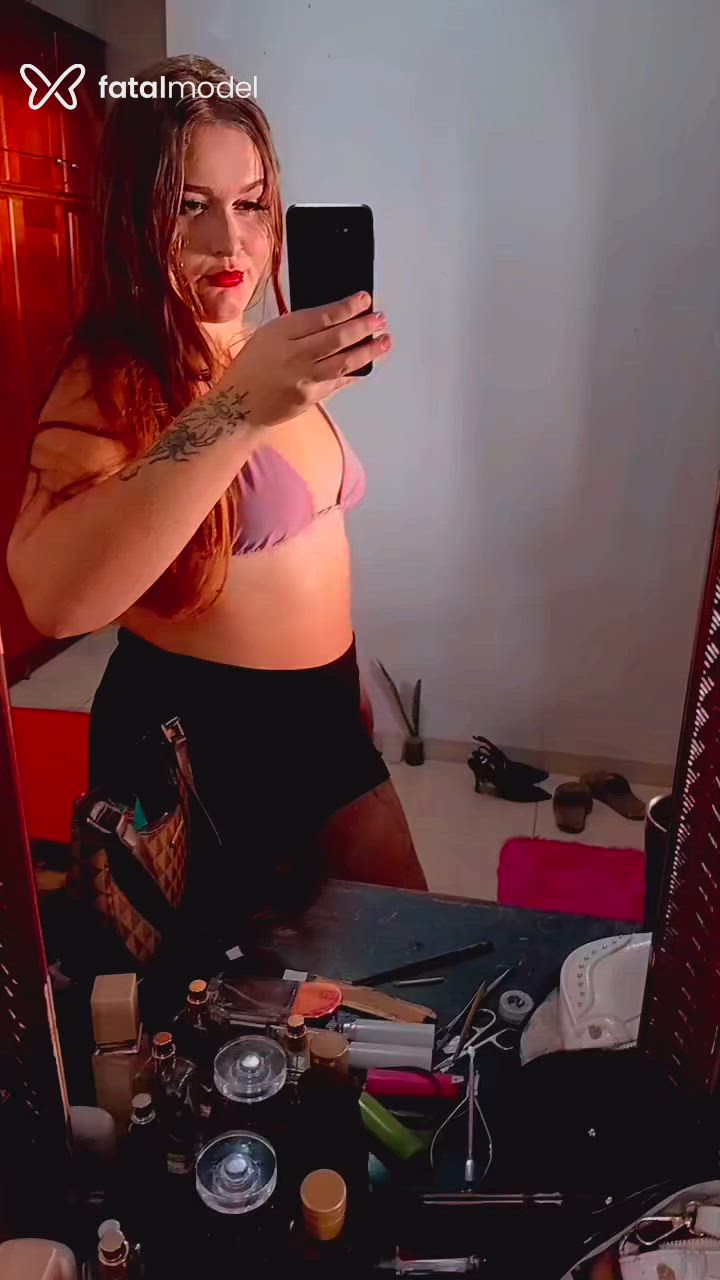 Acompanhante mulher ruiva (o) de olhos castanhos - Jaki Acompanhante mulher ruiva (o) de olhos castanhos - Jaki