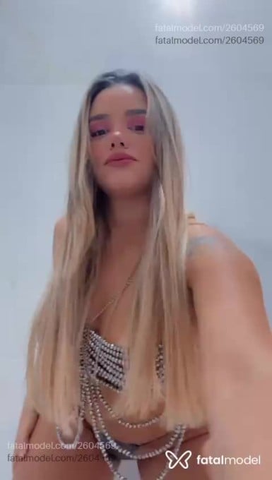 Acompanhante mulher loira (o) de olhos castanhos em Belo Horizonte - Laura Muniz