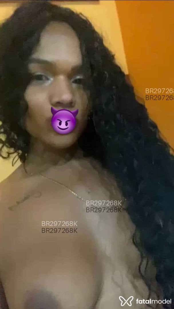 Acompanhante travesti morena (o) de olhos castanhos em Muriaé - GULOSA DO ANAL