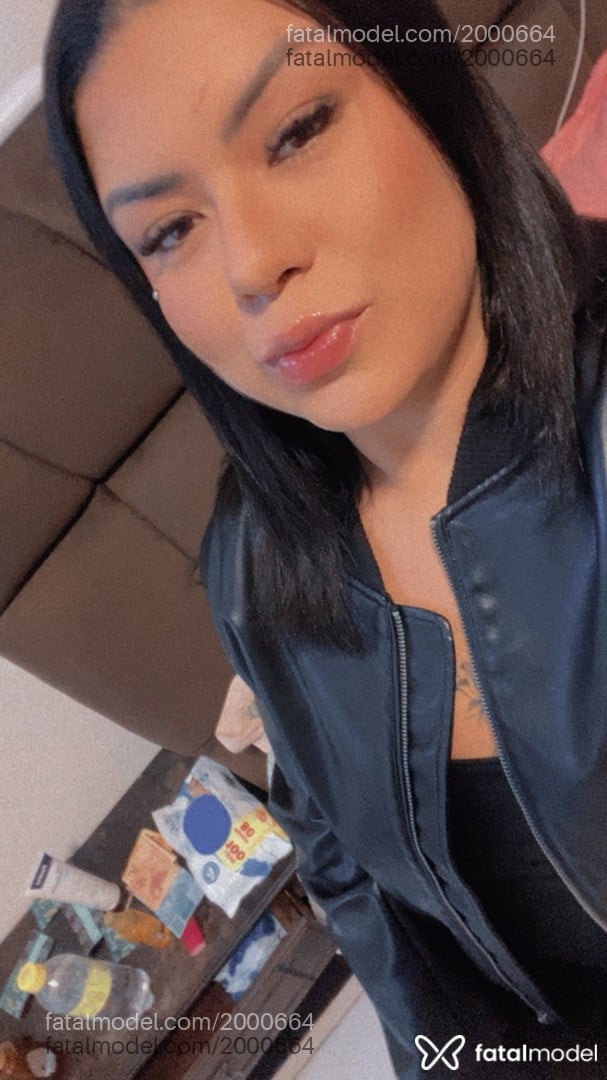 Acompanhante mulher morena (o) de olhos castanhos em Cianorte Acompanhante mulher morena (o) de olhos castanhos em Cianorte - Yara
