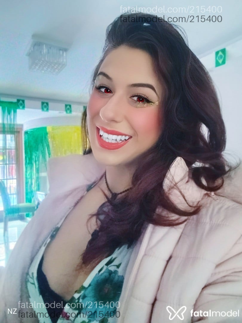 Acompanhante mulher com cabelo castanho de olhos mel em Bauru - Nicolly Zuichër
