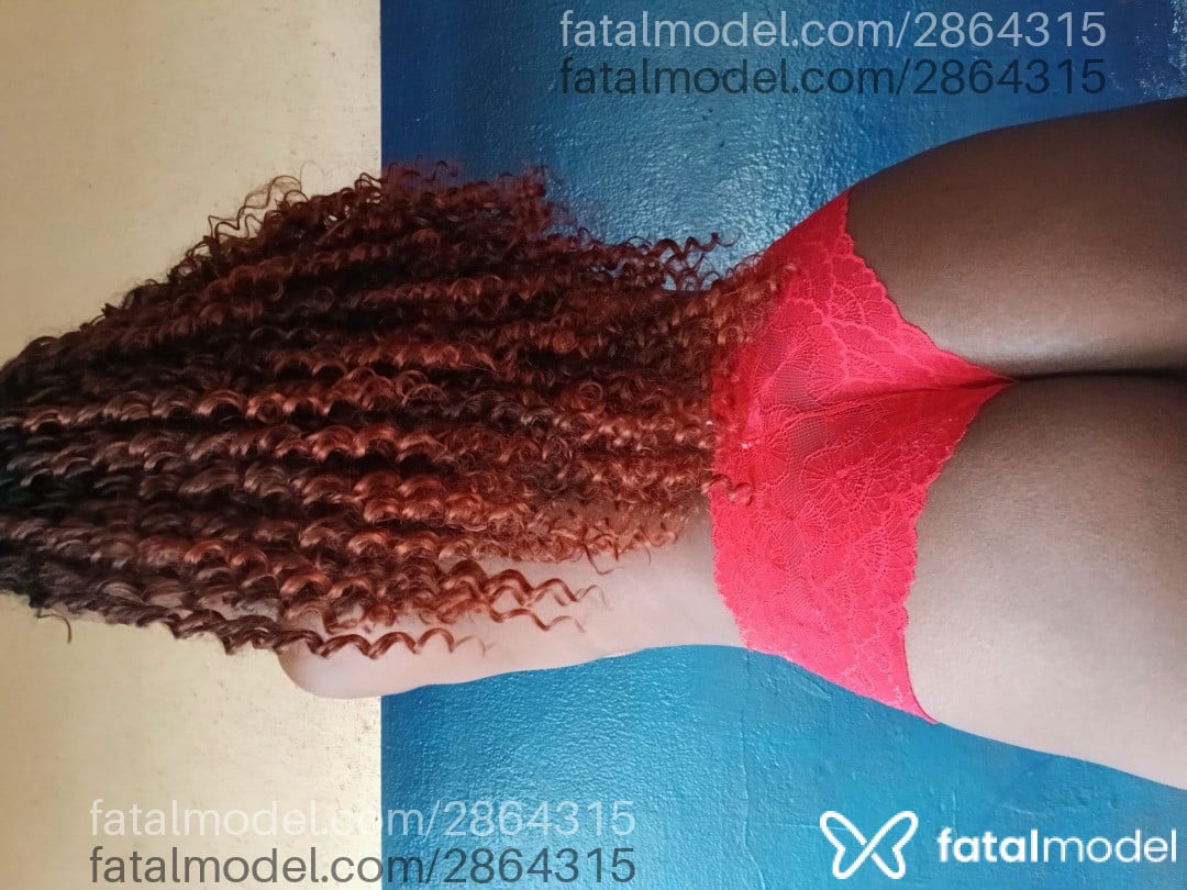 Acompanhante mulher morena (o) de olhos pretos em Quirinópolis - Yasmim