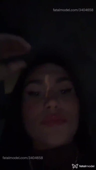 Acompanhante mulher morena (o) de olhos castanhos - Lia Fernandes