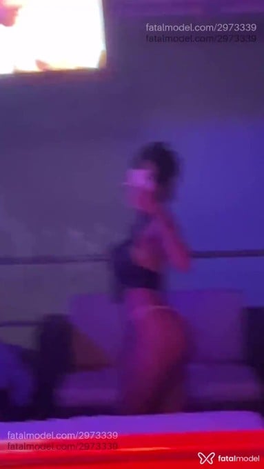 Acompanhante mulher morena (o) de olhos castanhos em Birigui - Morena